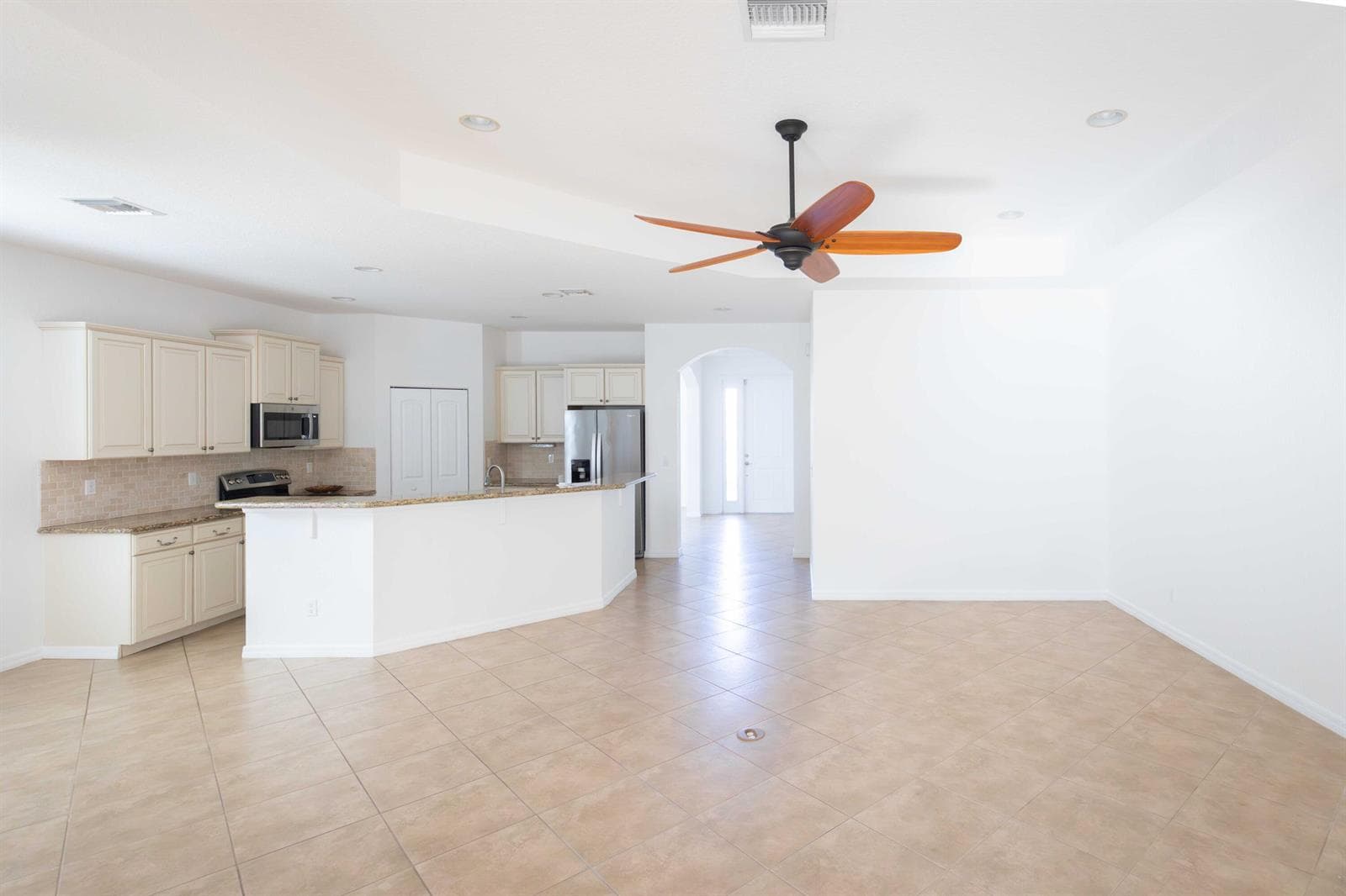 4376 NW Oakbrook Circle, Jensen Beach, FL 34957 photo 2
