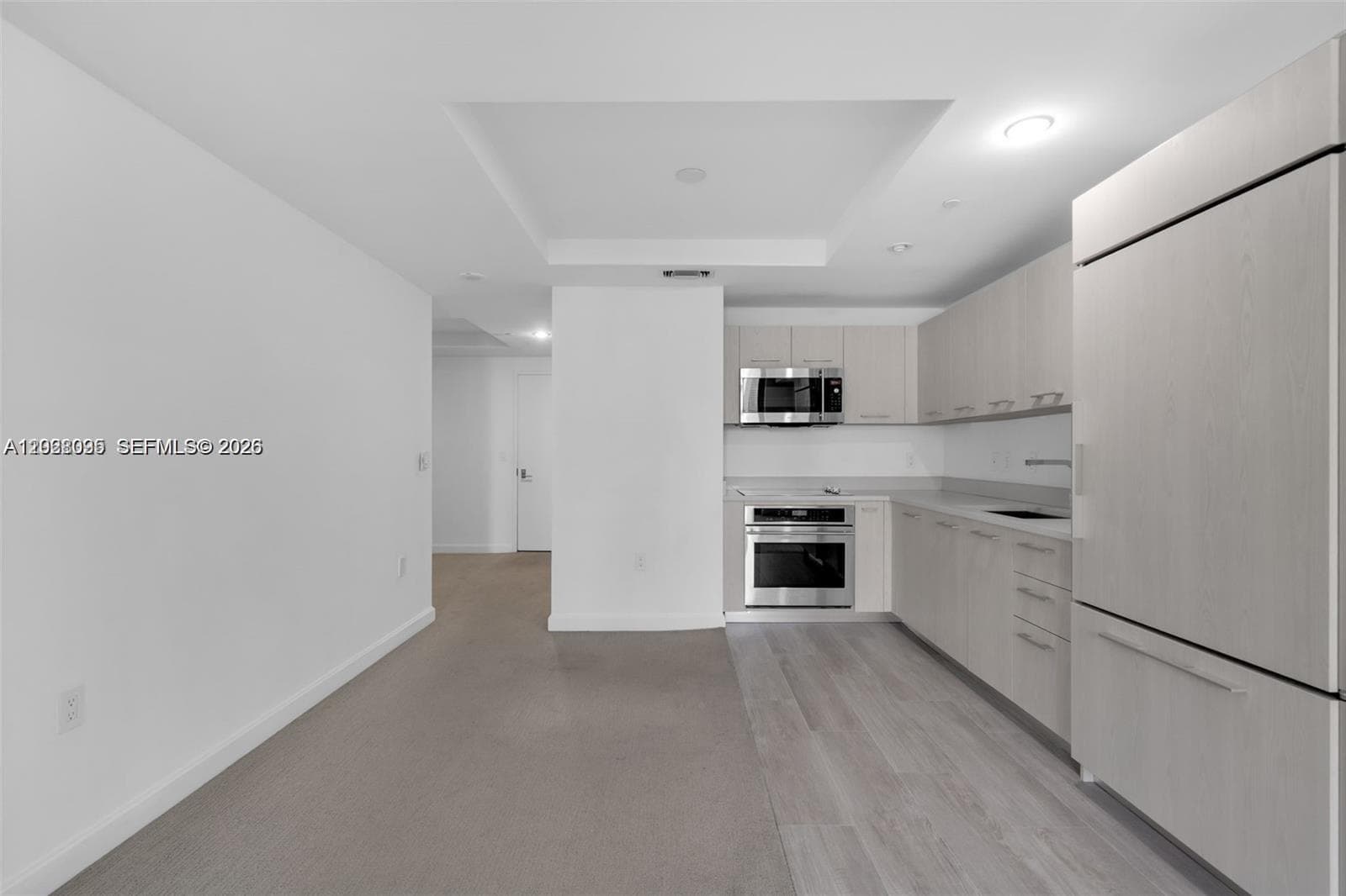45 SW 9th St # 2204, Miami, FL 33130 photo 4