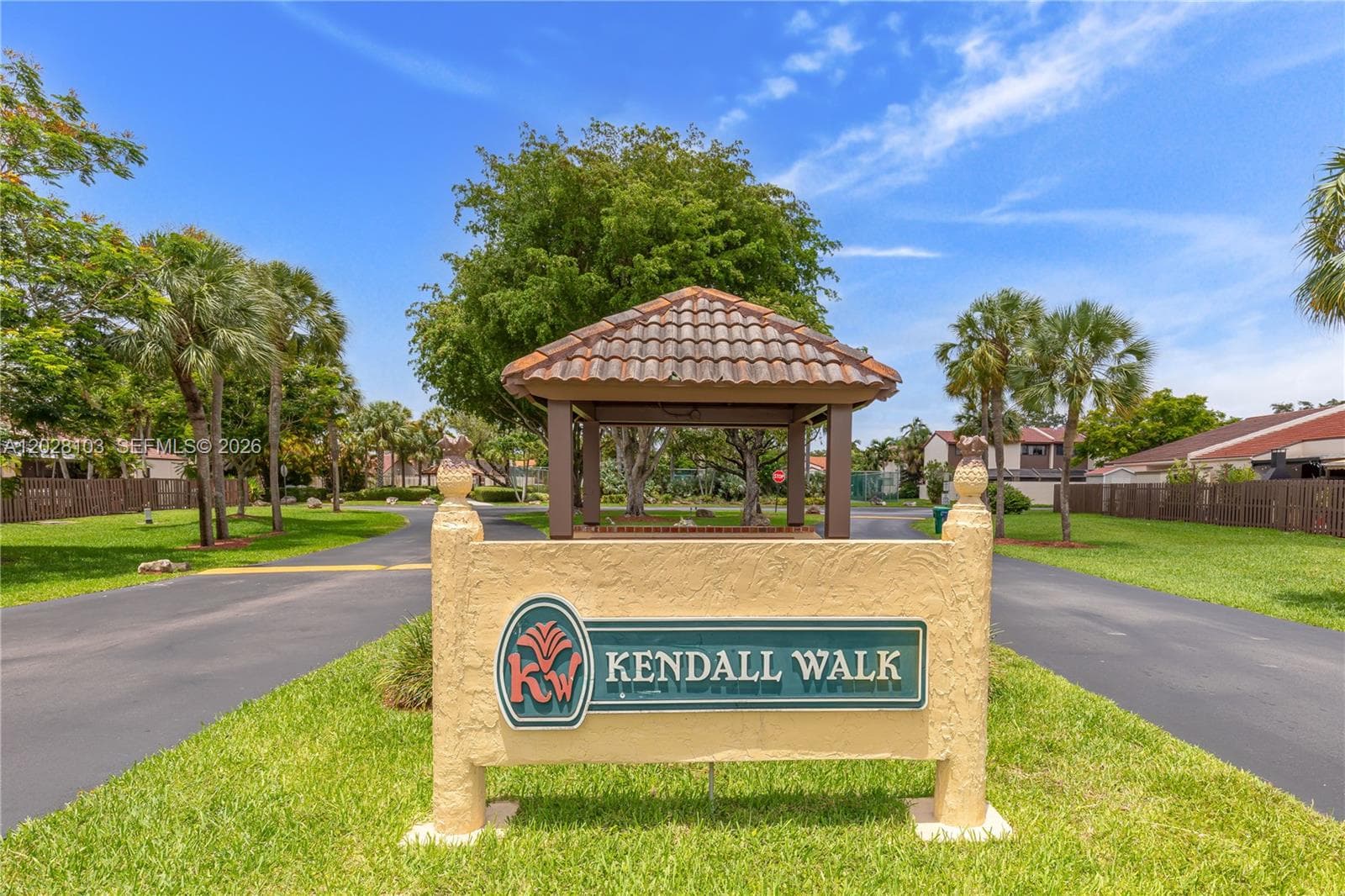 9055 SW 149th Pl, Miami, FL 33196 photo 2