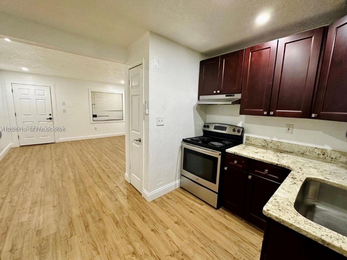 813 W Jefferson ST # 5, Orlando, FL 32805 photo 2