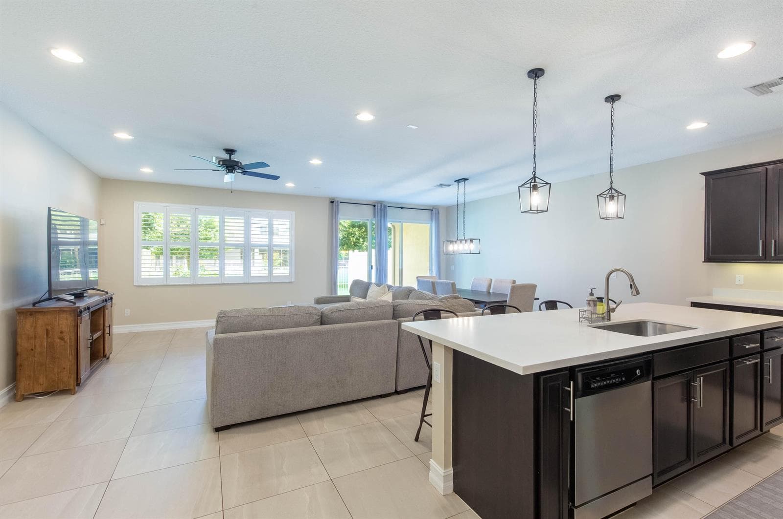 63 Dogwood Court, Royal Palm Beach, FL 33411 photo 4