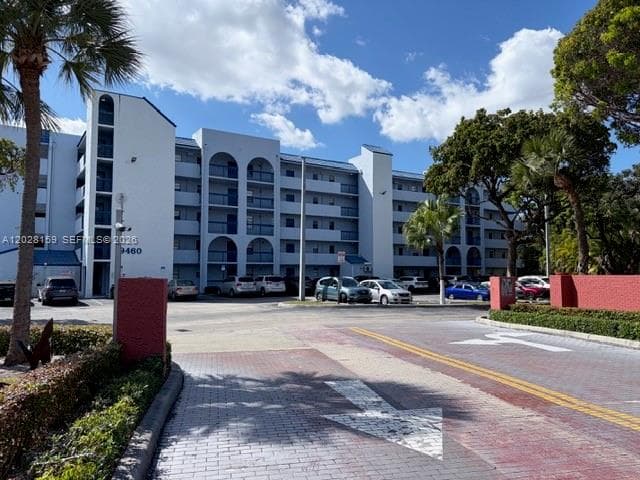 9460 Fontainebleau Blvd # 529, Miami, FL 33172 photo 2