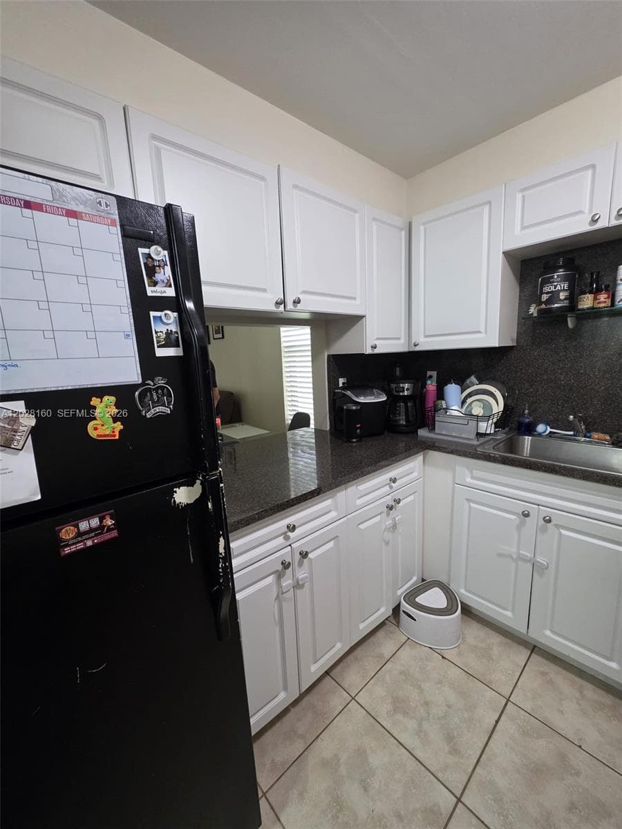 450 Commodore Dr # 108, Plantation, FL 33325 photo 4