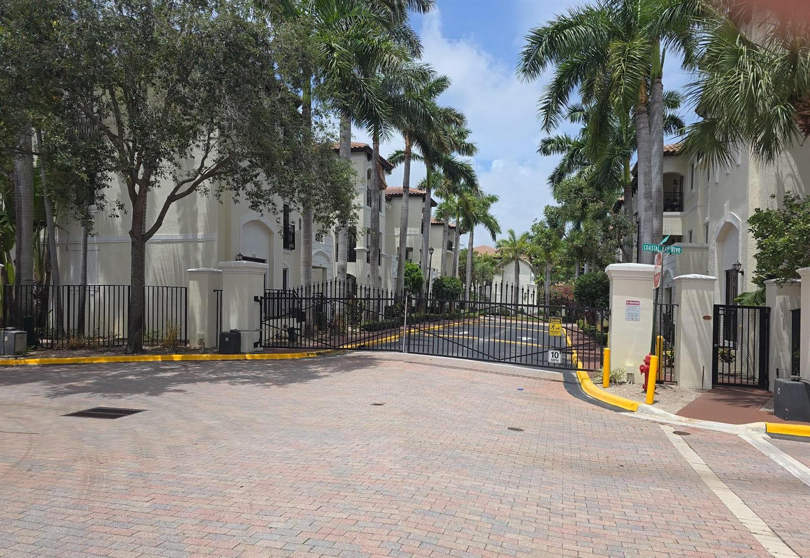 1602 Coastal Bay Boulevard, Boynton Beach, FL 33435 photo 3