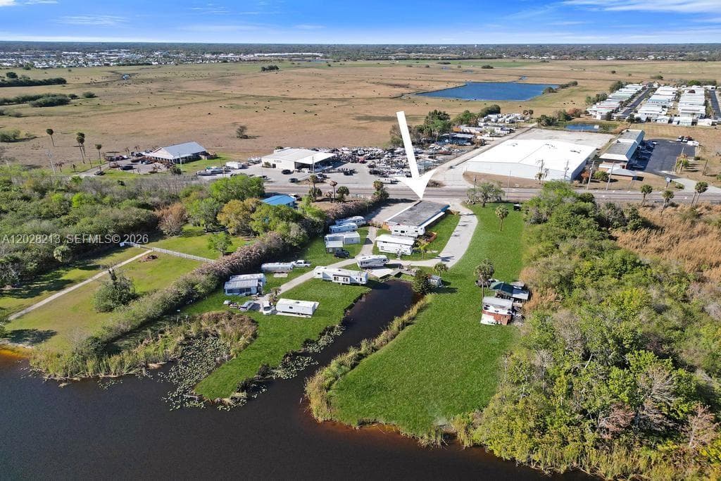 1422 US Highway 441, Okeechobee, FL 34974 photo 2