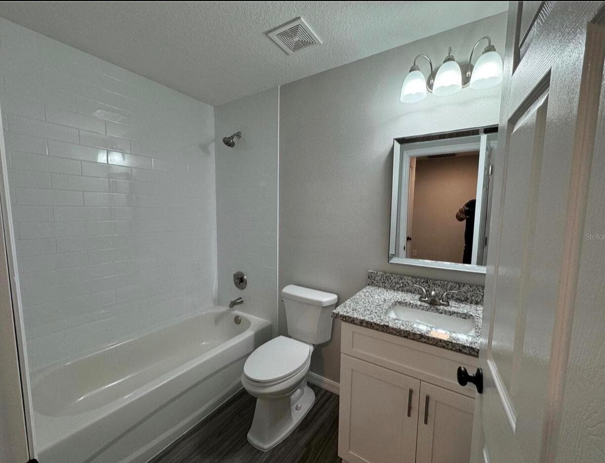 412 NE Avenue M NE, Winter Haven, FL 33881 photo 4