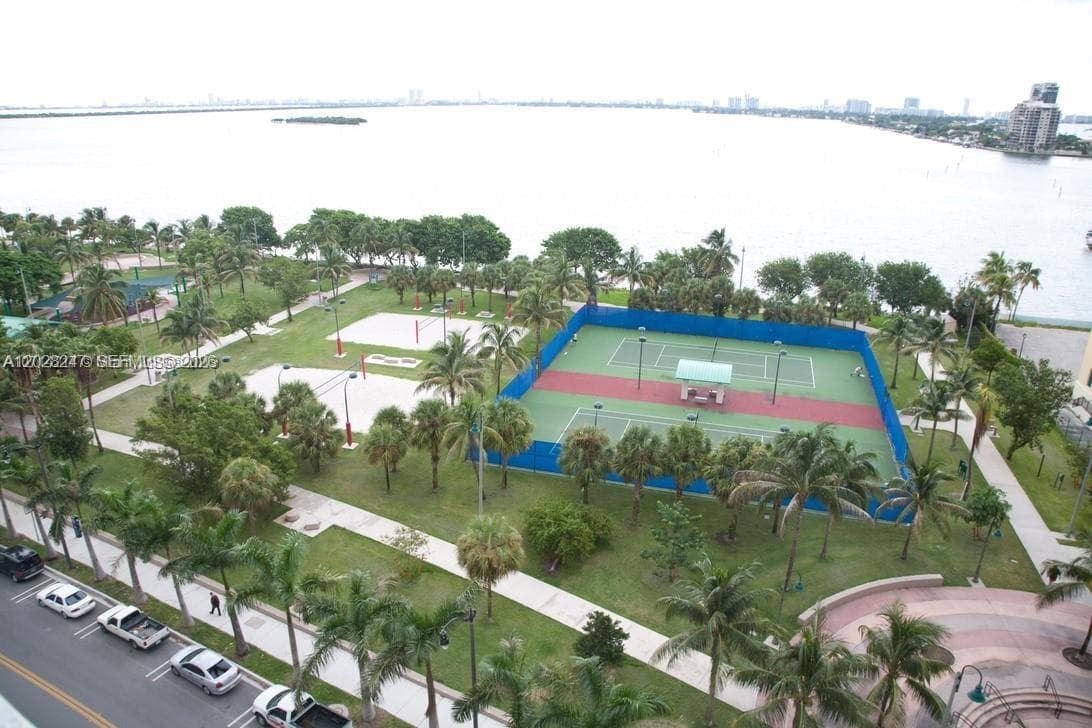1800 N Bayshore Dr # 2310, Miami, FL 33132 photo 3