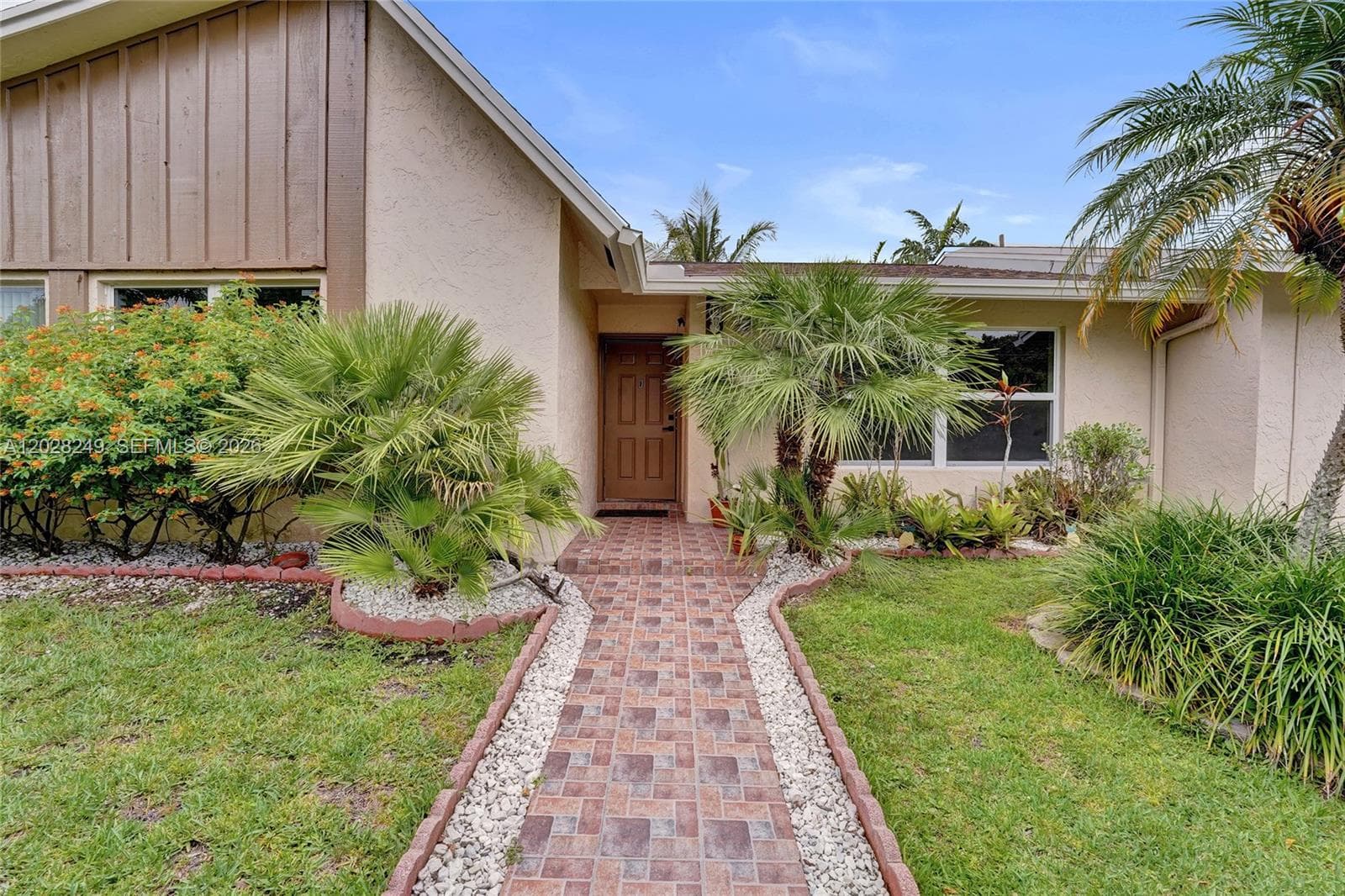 417 SE 4th St, Dania Beach, FL 33004 photo 5