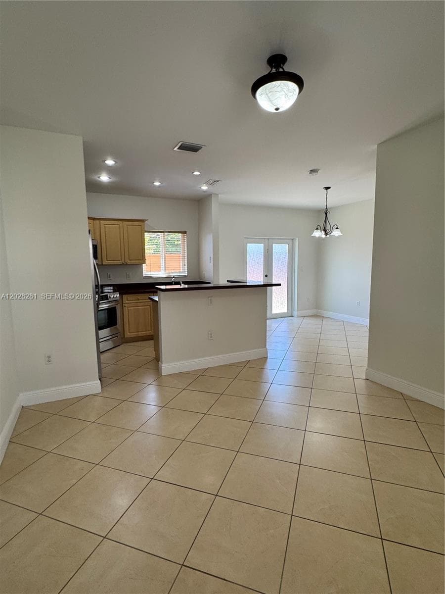 6004 SW 8th St # 2, West Miami, FL 33144 photo 2