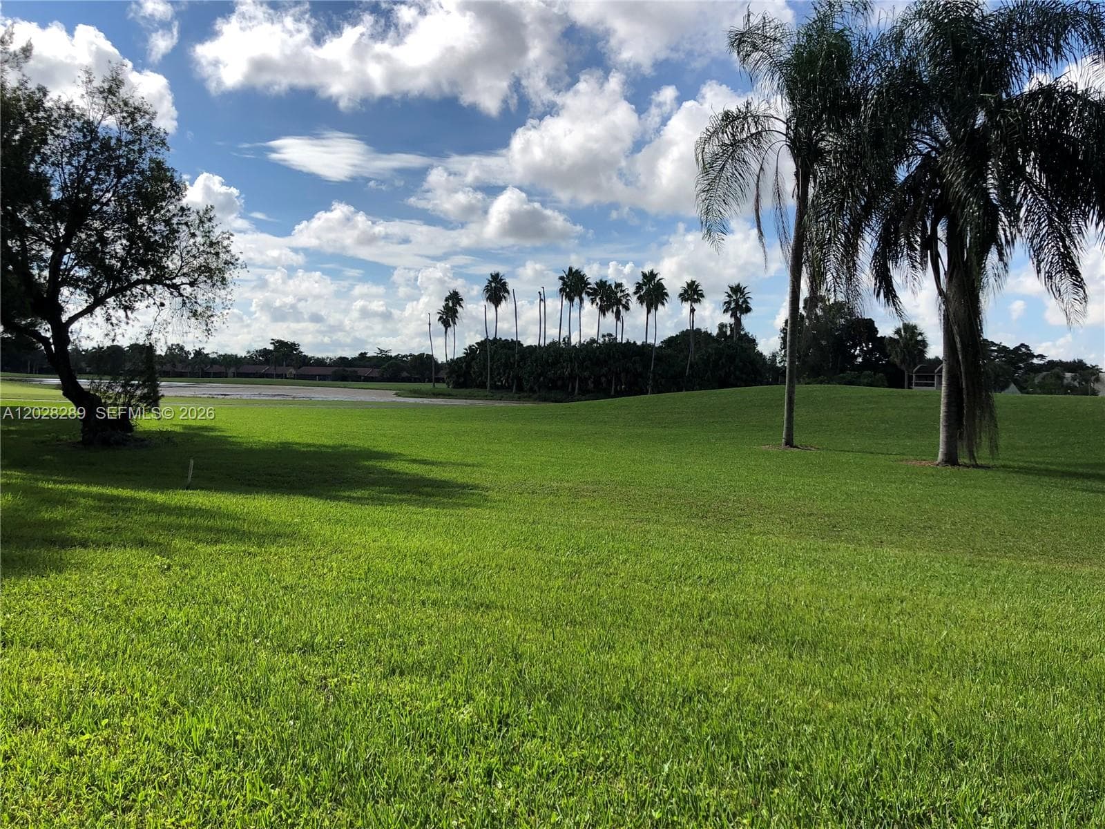 16300 Golf Club Rd # 105, Weston, FL 33326 photo 3