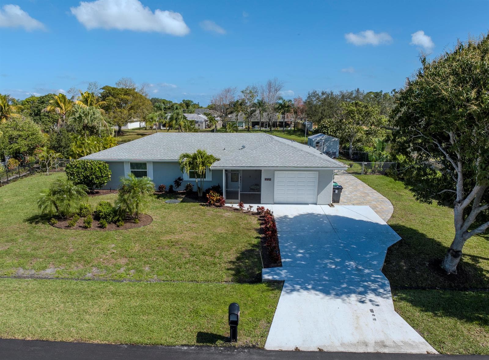 2513 SE Hallahan Street, Port St. Lucie, FL 34952 photo 3