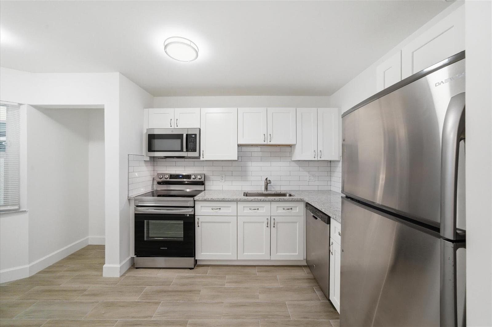 428 Grove Isle Circle # 9, Vero Beach, FL 32962 photo 3