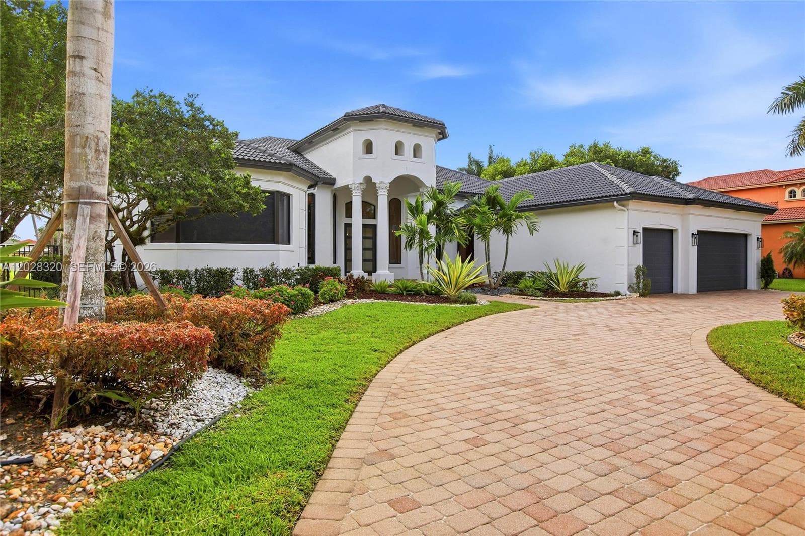 3250 W Stonebrook Cir, Davie, FL 33330 photo 2