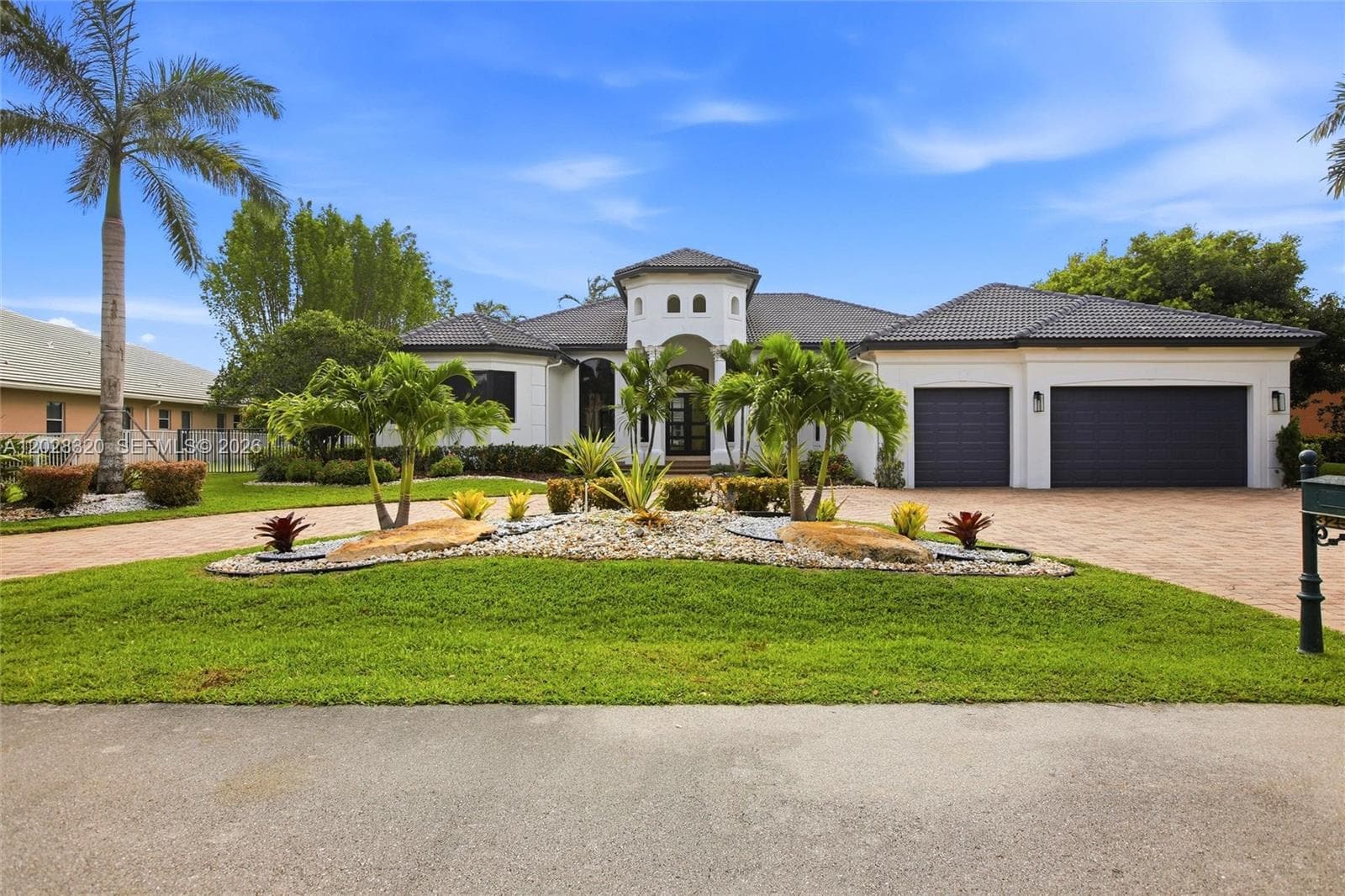 3250 W Stonebrook Cir, Davie, FL 33330 photo 3