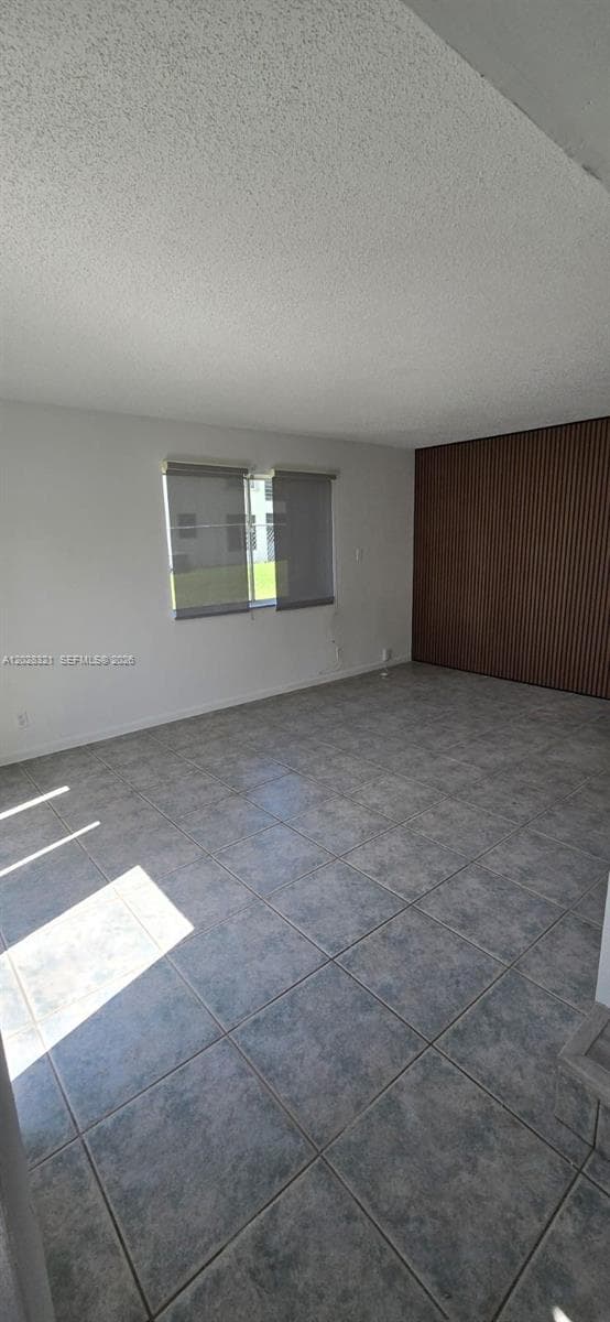 2120 Sherwood Forest Blvd # 30, West Palm Beach, FL 33415 photo 2