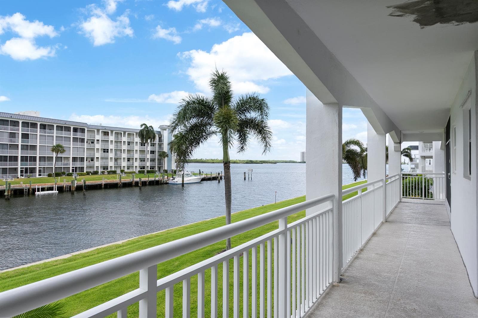 111 Shore Court # 203, North Palm Beach, FL 33408 photo 2