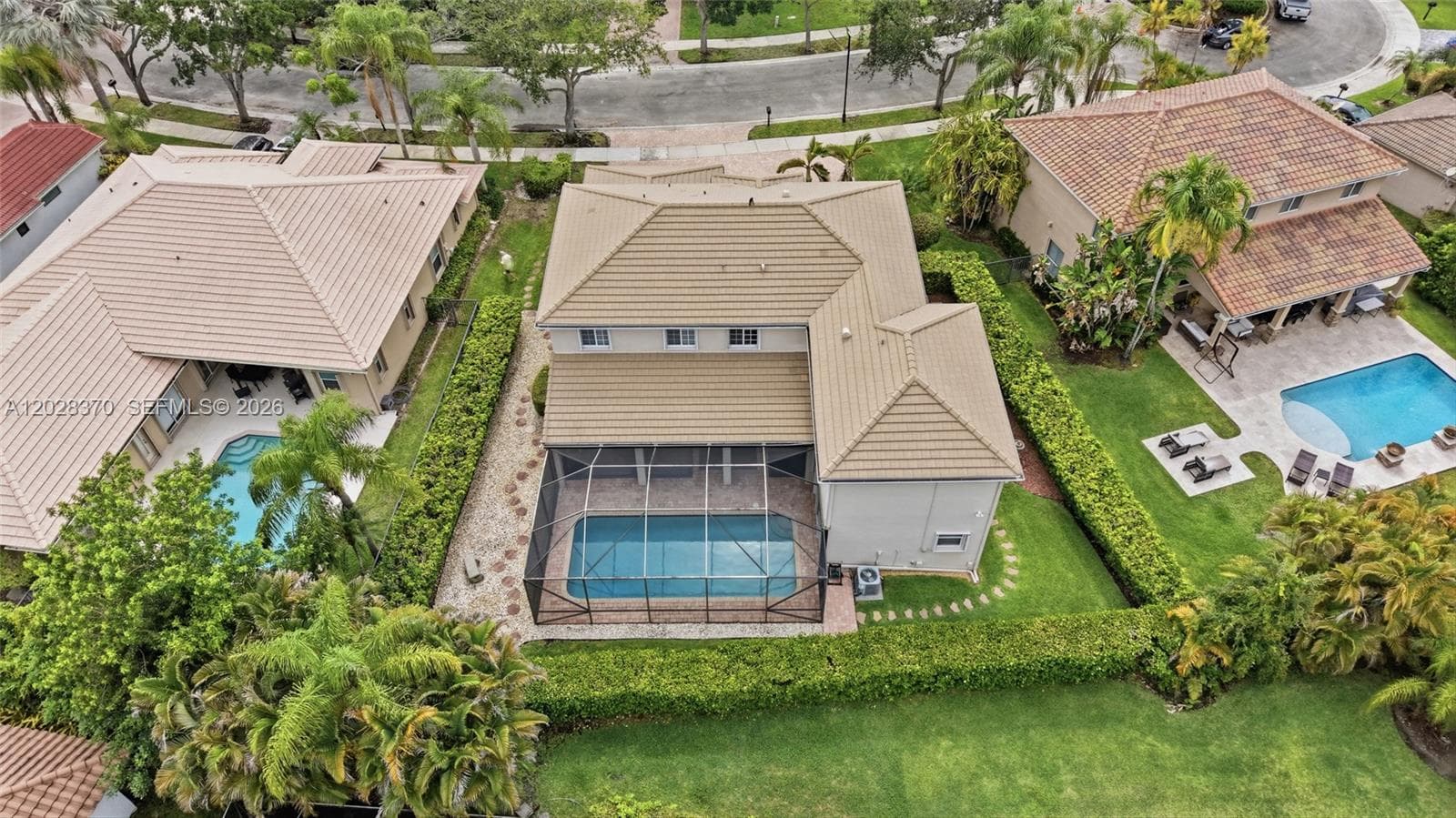 2608 Oakbrook Ct, Weston, FL 33332 photo 2