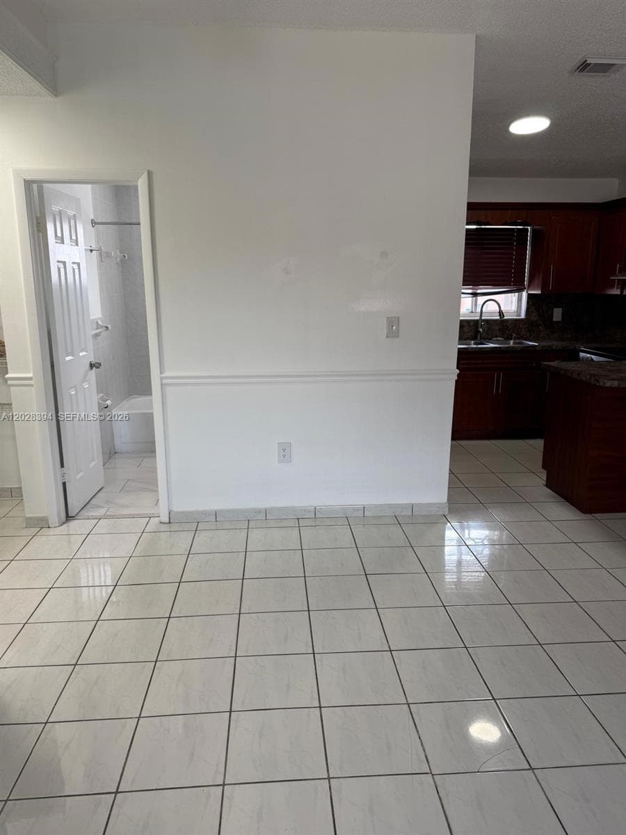 2212 W 74th St # 201-28, Hialeah, FL 33016 photo 4