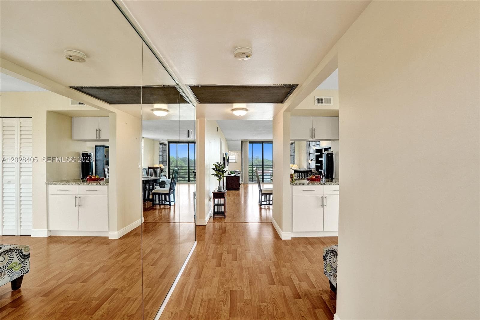 901 Colony Point Cir # 501, Pembroke Pines, FL 33026 photo 2