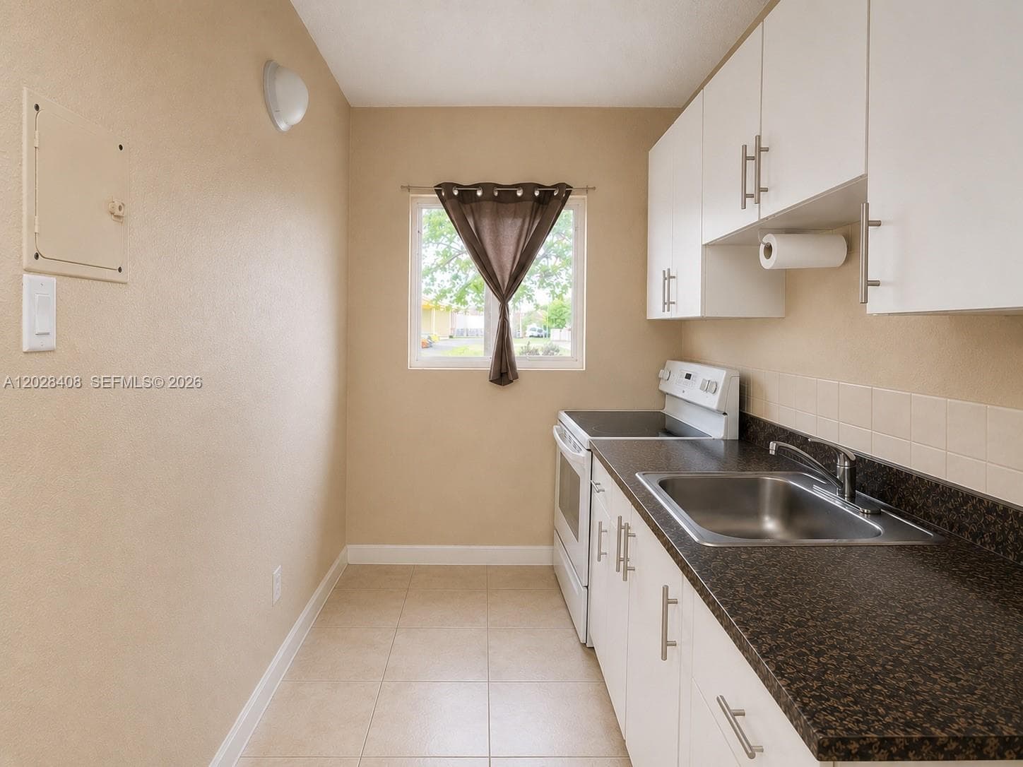 520 SW 6th Ave # 2, Homestead, FL 33030 photo 3