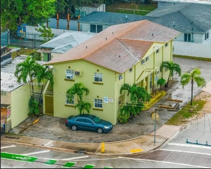 1500 NW 69th Ter, Miami, FL 33147 photo 2