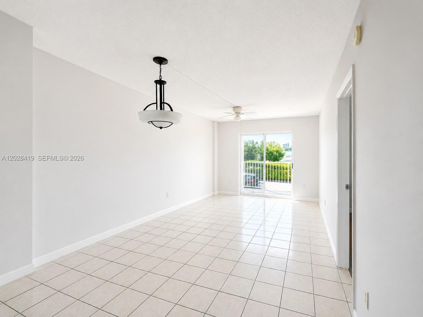 16465 NE 22nd Avenue # 206, North Miami Beach, FL 33160 photo 2