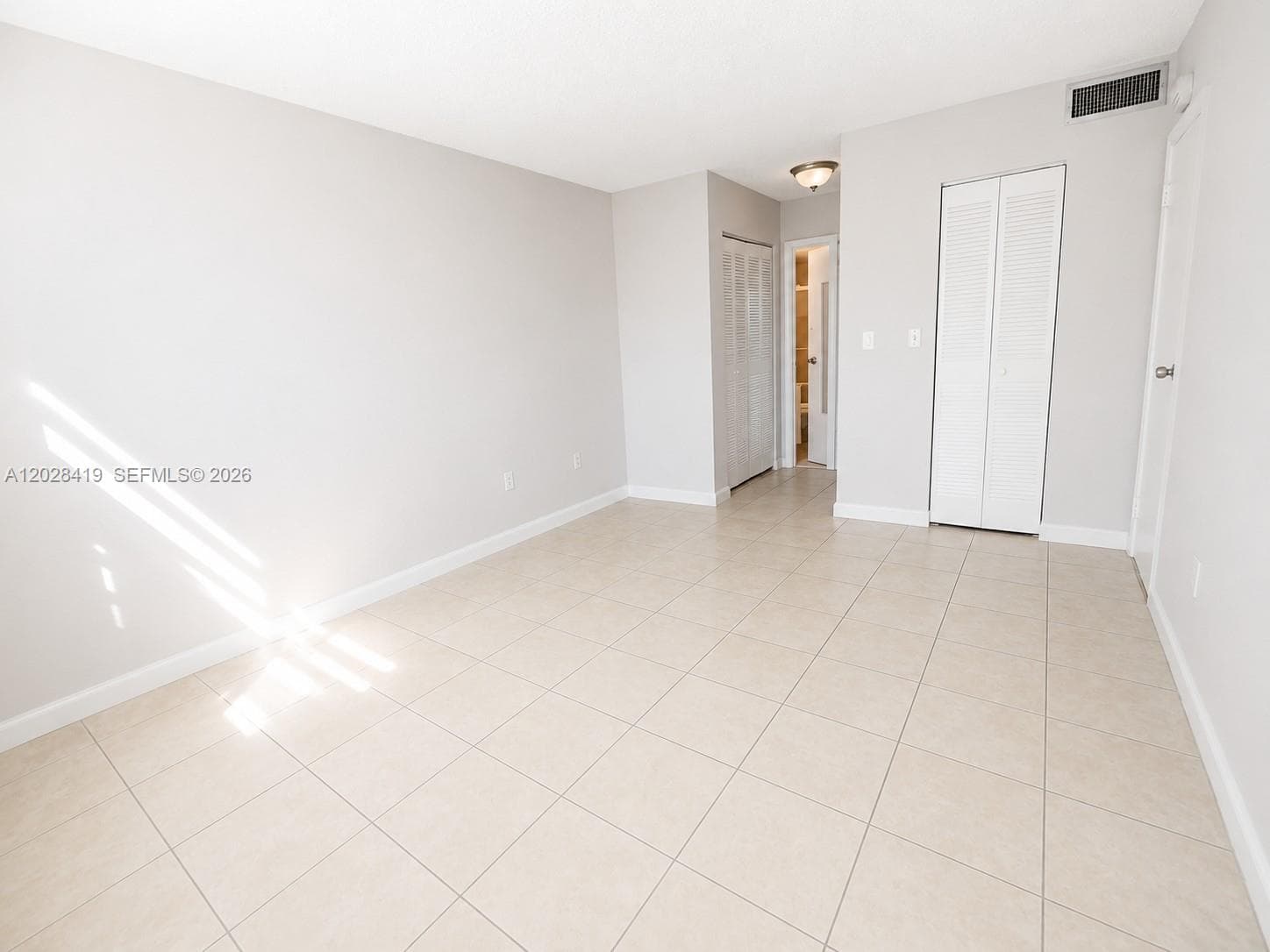 16465 NE 22nd Avenue # 206, North Miami Beach, FL 33160 photo 5