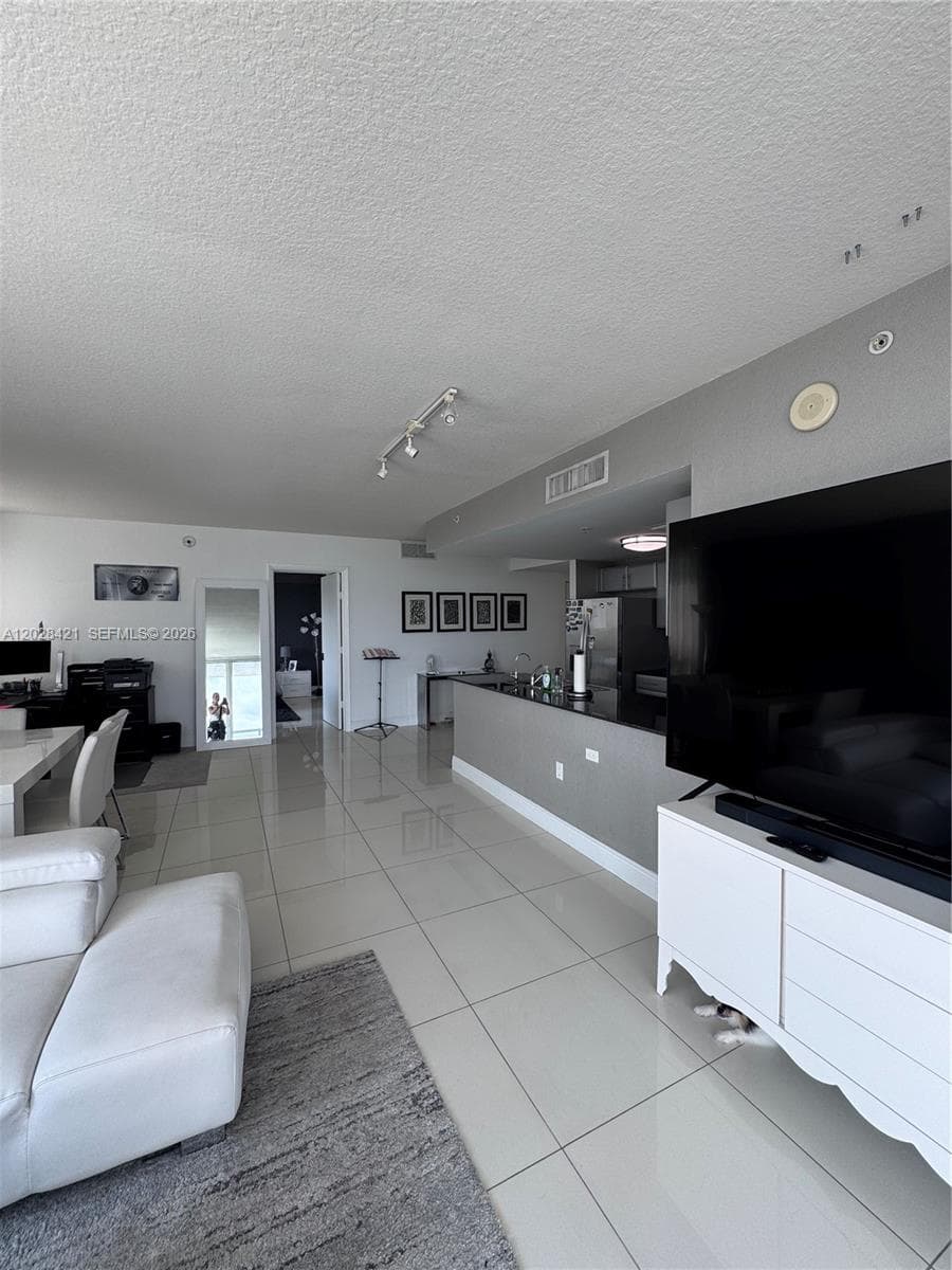 1861 NW S River Dr # 906, Miami, FL 33125 photo 5