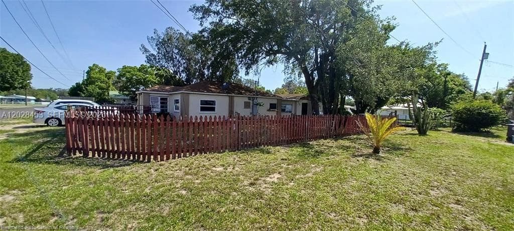 509 S Florida Ave, Avon Park, FL 33825