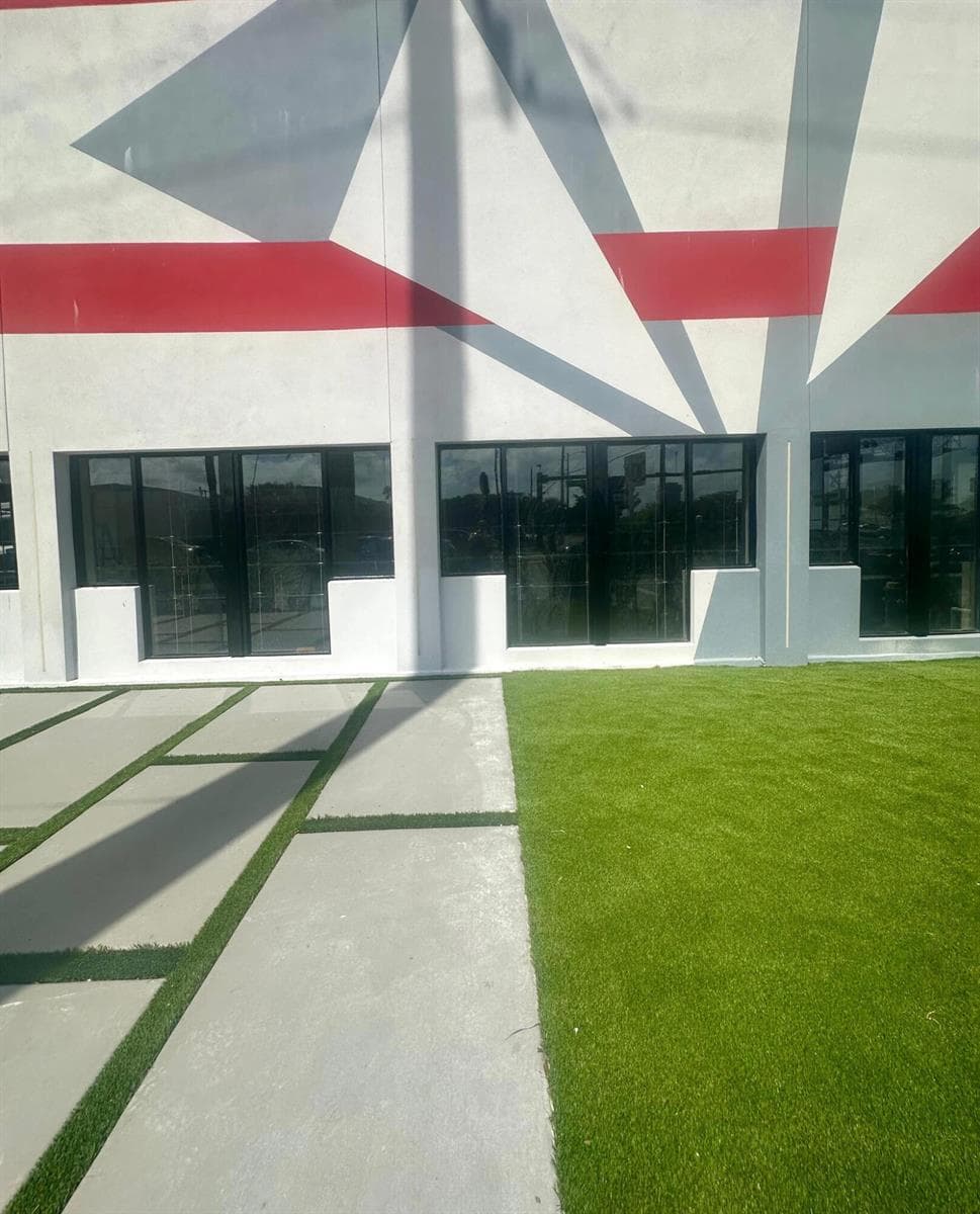 9 N Dixie Highway, Hallandale Beach, FL 33009 photo 4