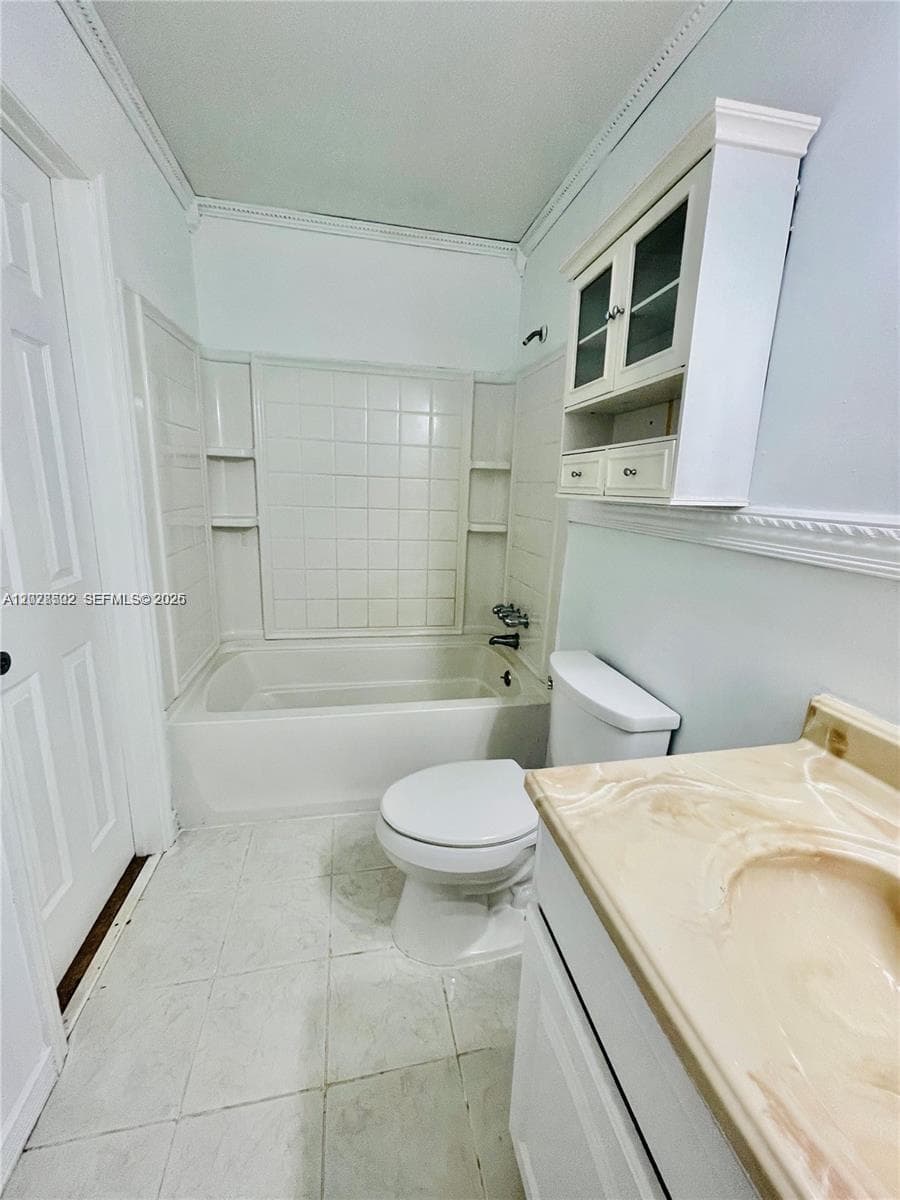 5809 NW 21st St # 20-A, Lauderhill, FL 33313 photo 4
