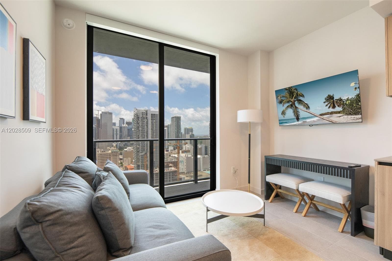 121 NE 5th St # 3102, Miami, FL 33132 photo 3