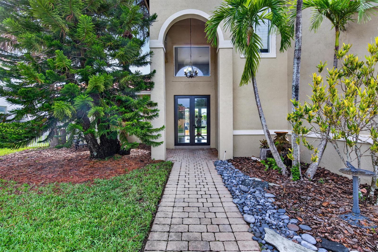 791 SW 191st Avenue, Pembroke Pines, FL 33029 photo 2