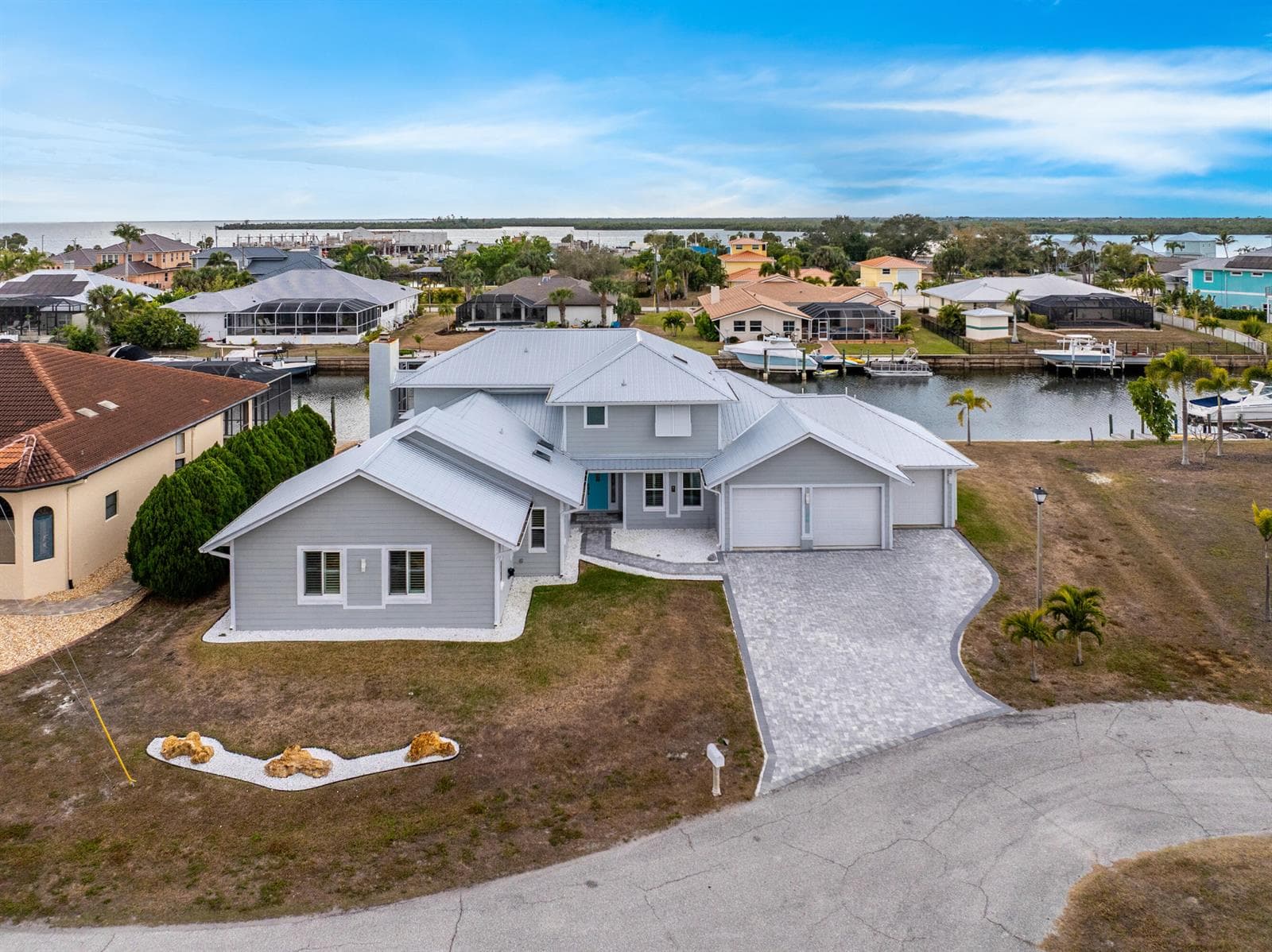 139 Seville Pl Place SW, Port Charlotte, FL 33952 photo 3