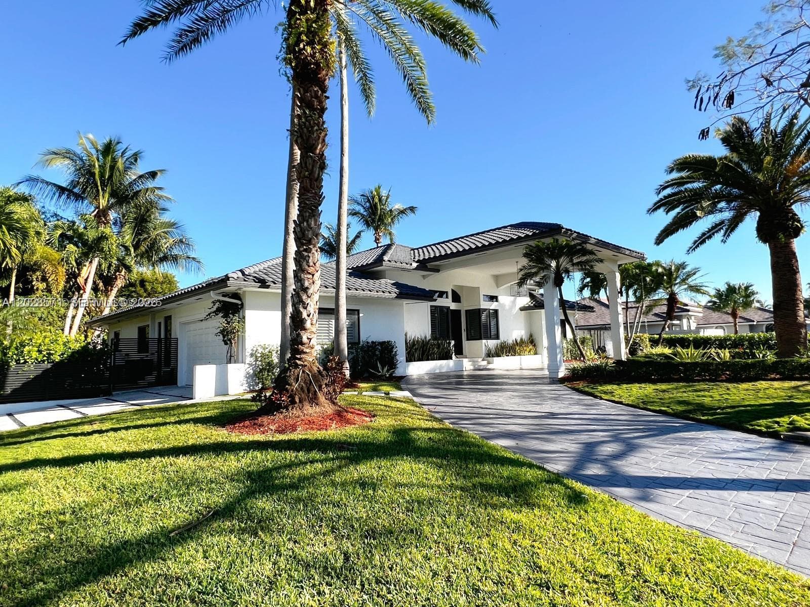 17615 SW 80th, Palmetto Bay, FL 33157 photo 2