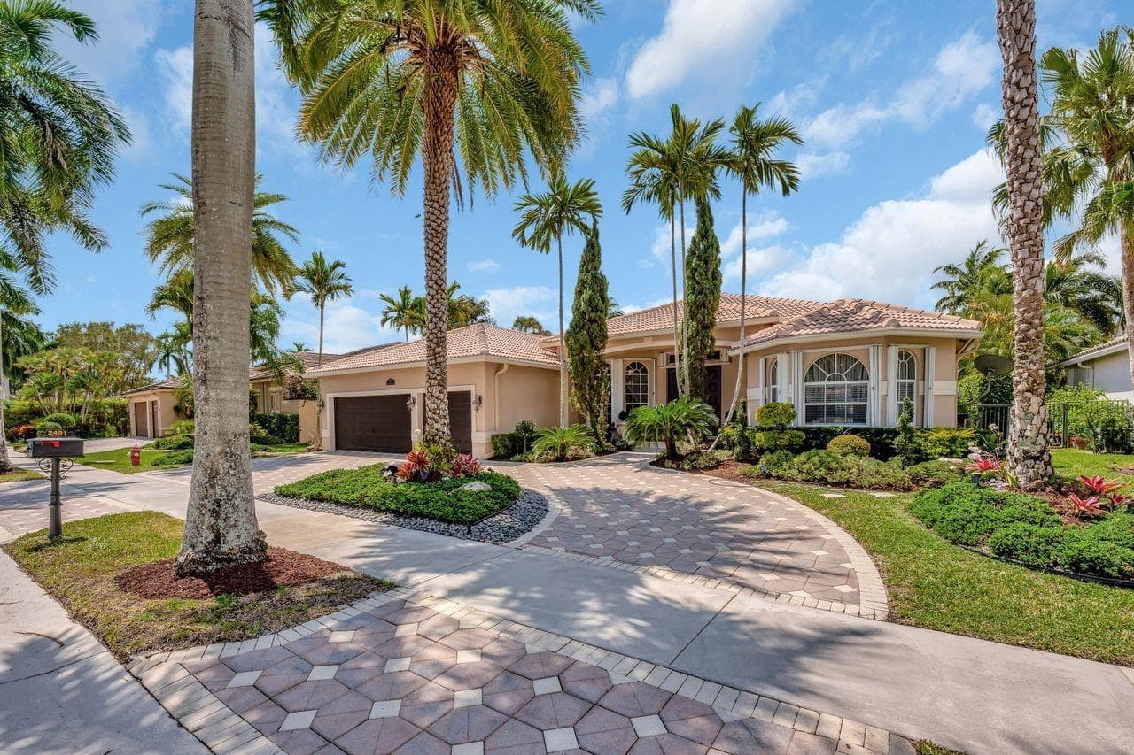 2491 Eagle Run Drive, Weston, FL 33327 photo 2
