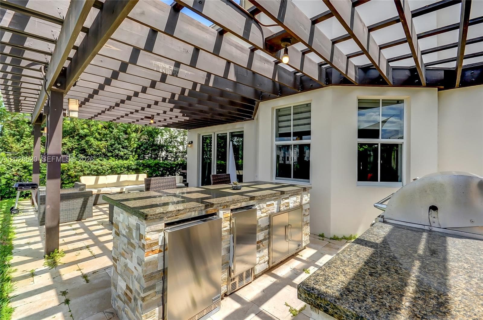 10555 NW 69th Ter, Doral, FL 33178 photo 5