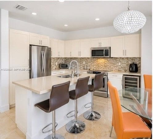 10555 NW 69th Ter, Doral, FL 33178 photo 4