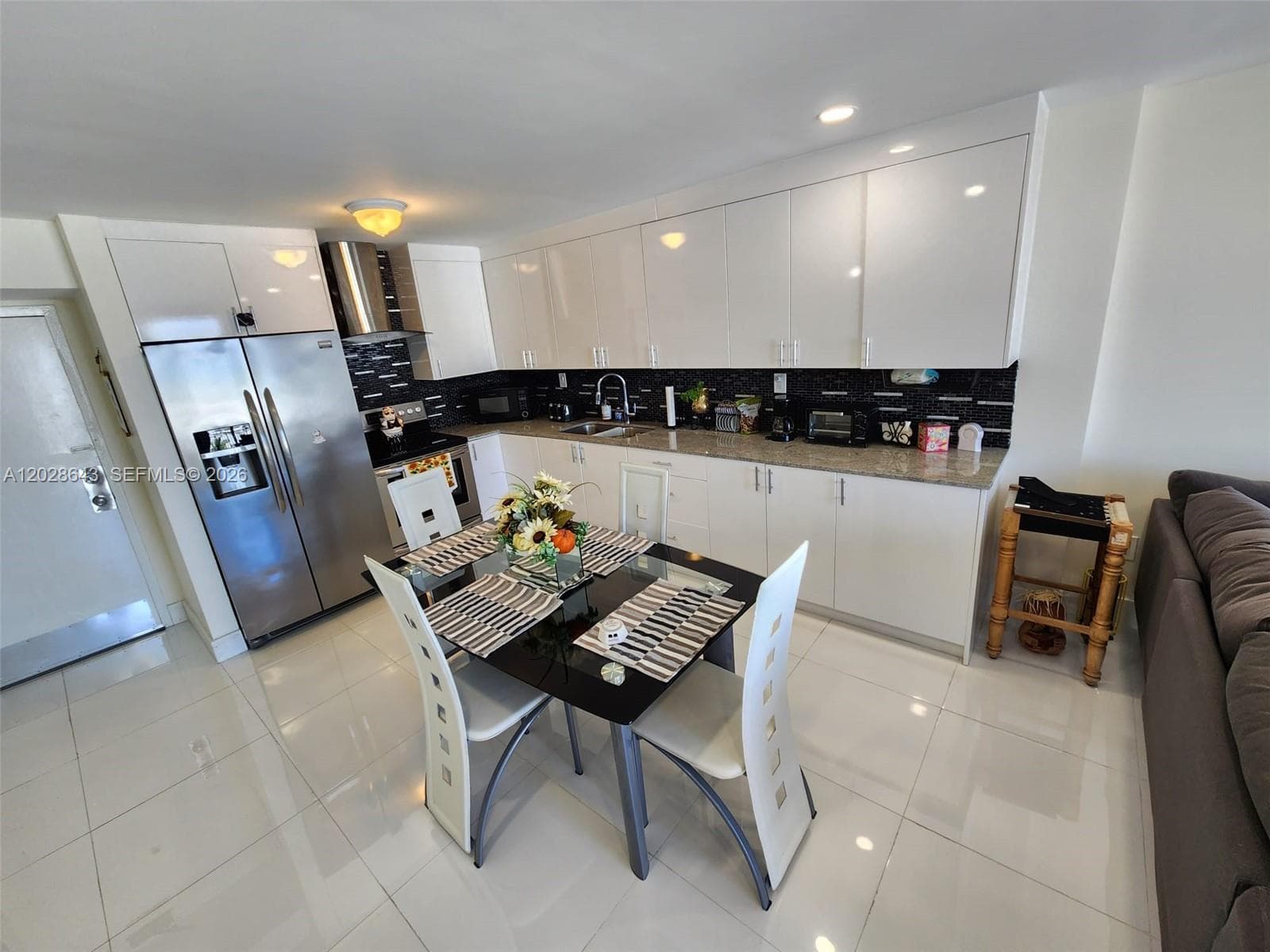 345 Ocean Dr # 602, Miami Beach, FL 33139 photo 4