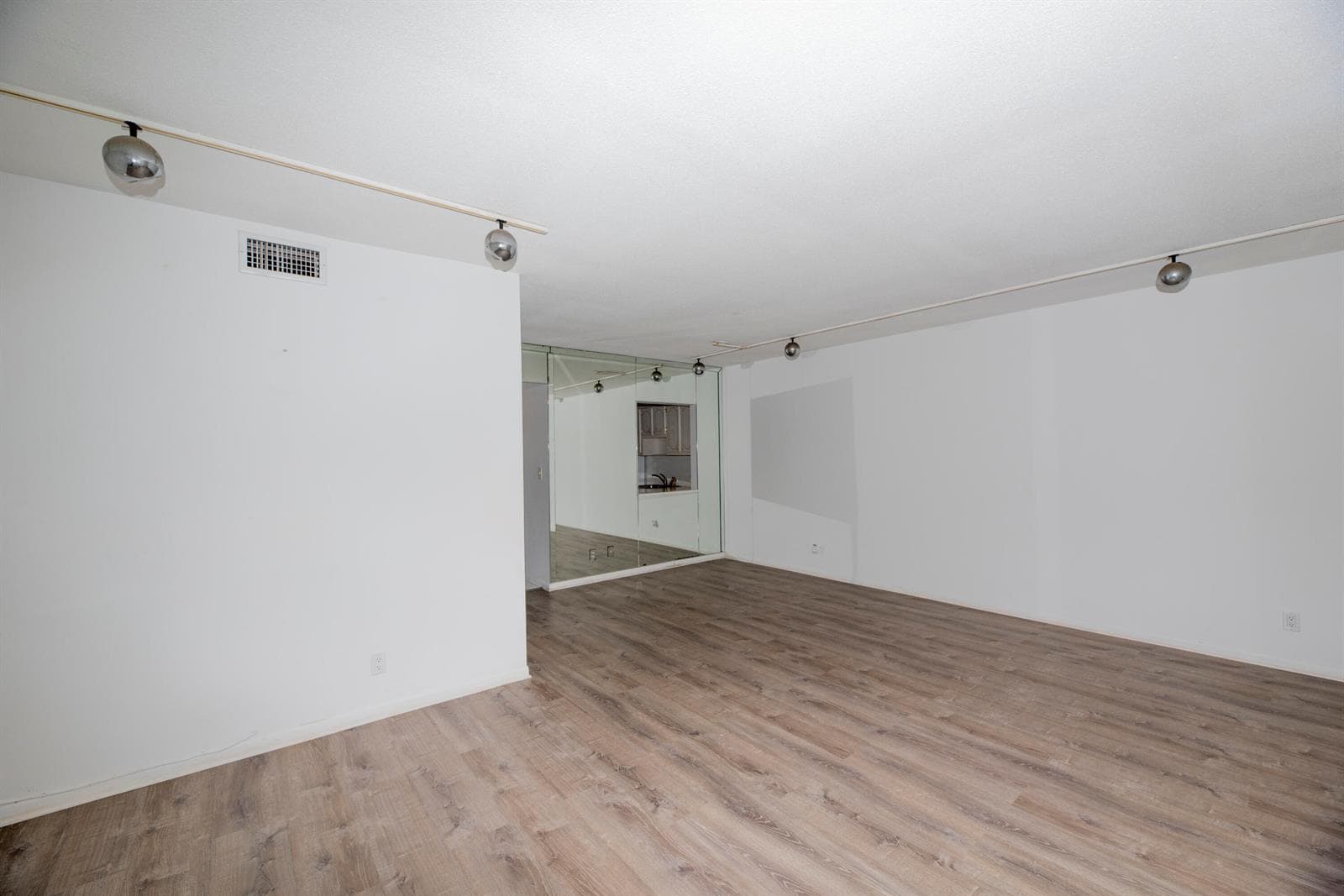 5501 NW 2nd Avenue # Unit 202, Boca Raton, FL 33487 photo 2