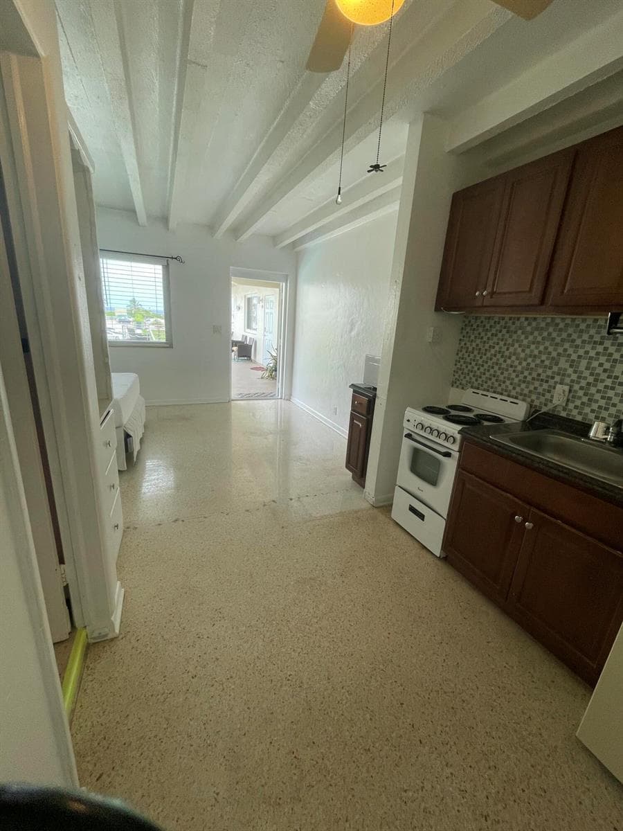 100 Cascade Lane # 8, Palm Beach Shores, FL 33404 photo 5