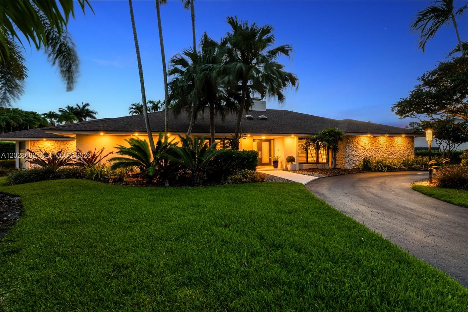12926 SW 104th Pl, Miami, FL 33176 photo 2