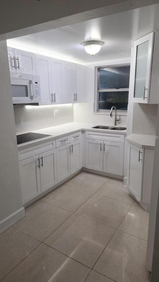 210 Fontainebleau Boulevard # 311, Miami, FL 33172 photo 3