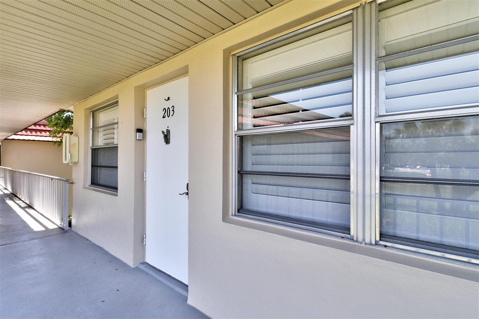 63 Woodland Drive # 203/204, Vero Beach, FL 32962 photo 2