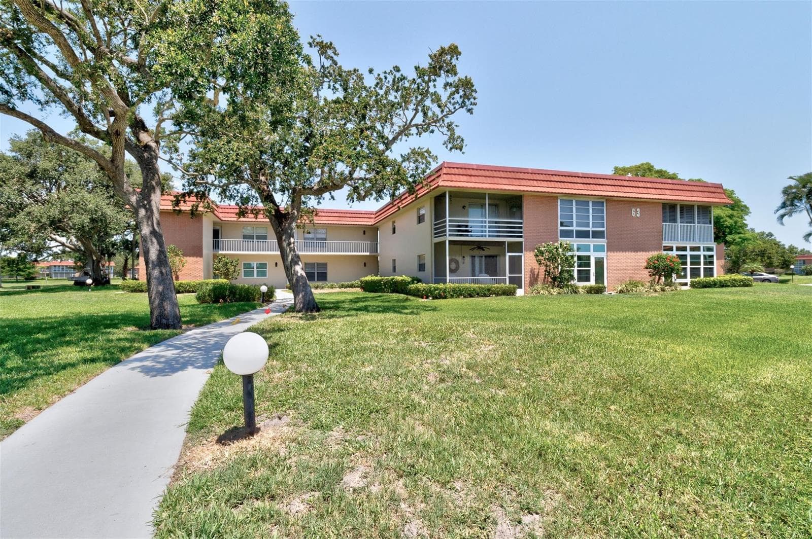 63 Woodland Drive # 203/204, Vero Beach, FL 32962 photo 3