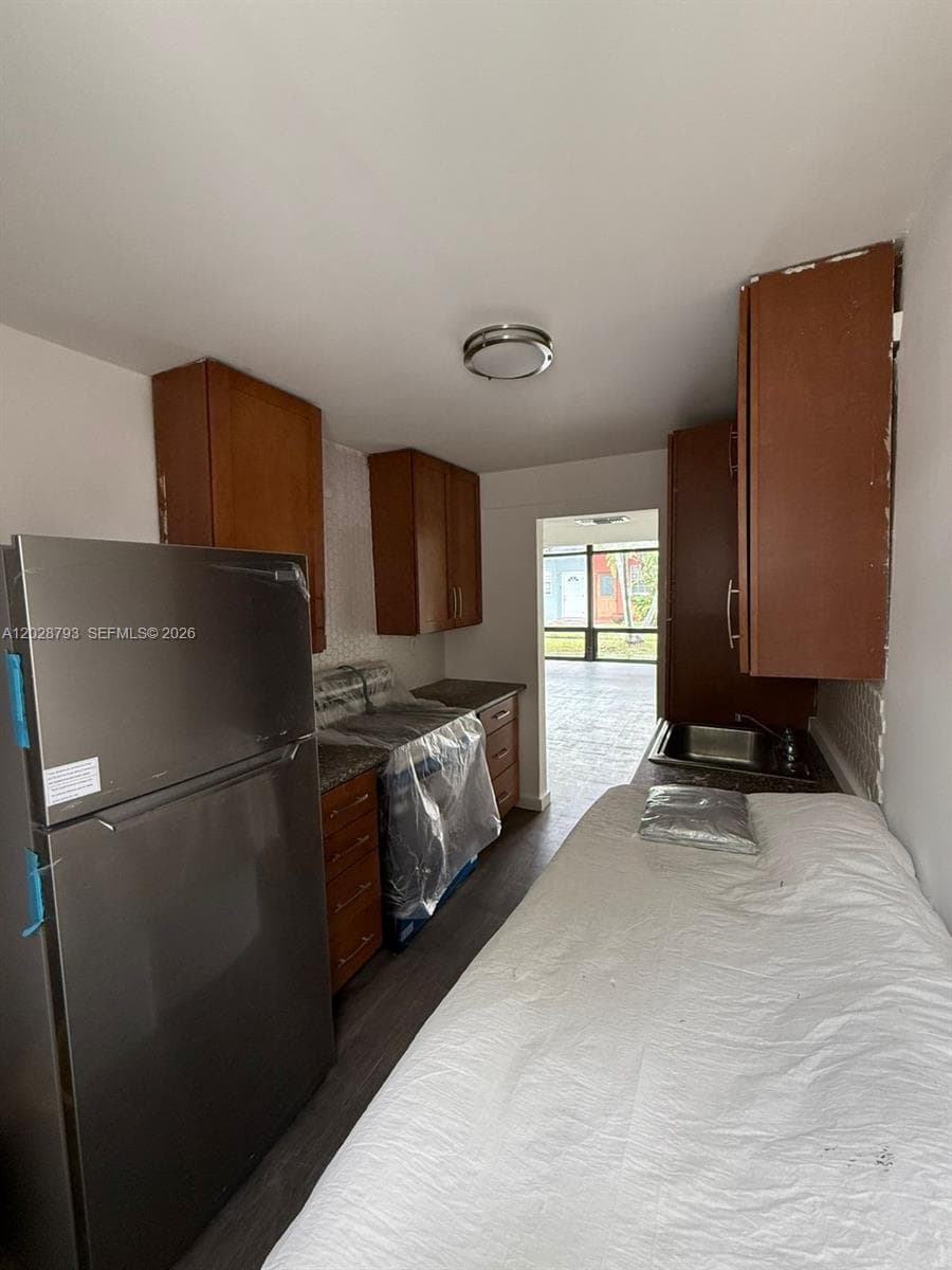 14310 NE 5th Pl, Miami, FL 33161 photo 3