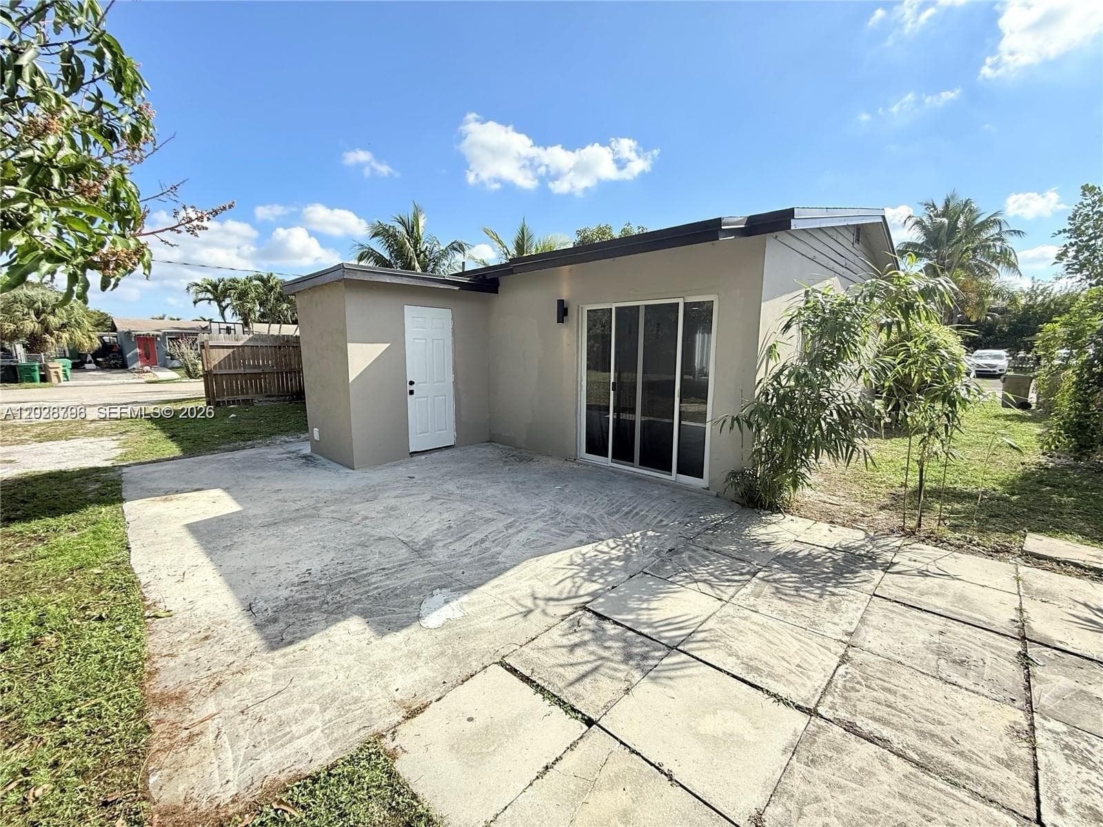 7821 NW 30th St, Davie, FL 33024 photo 3