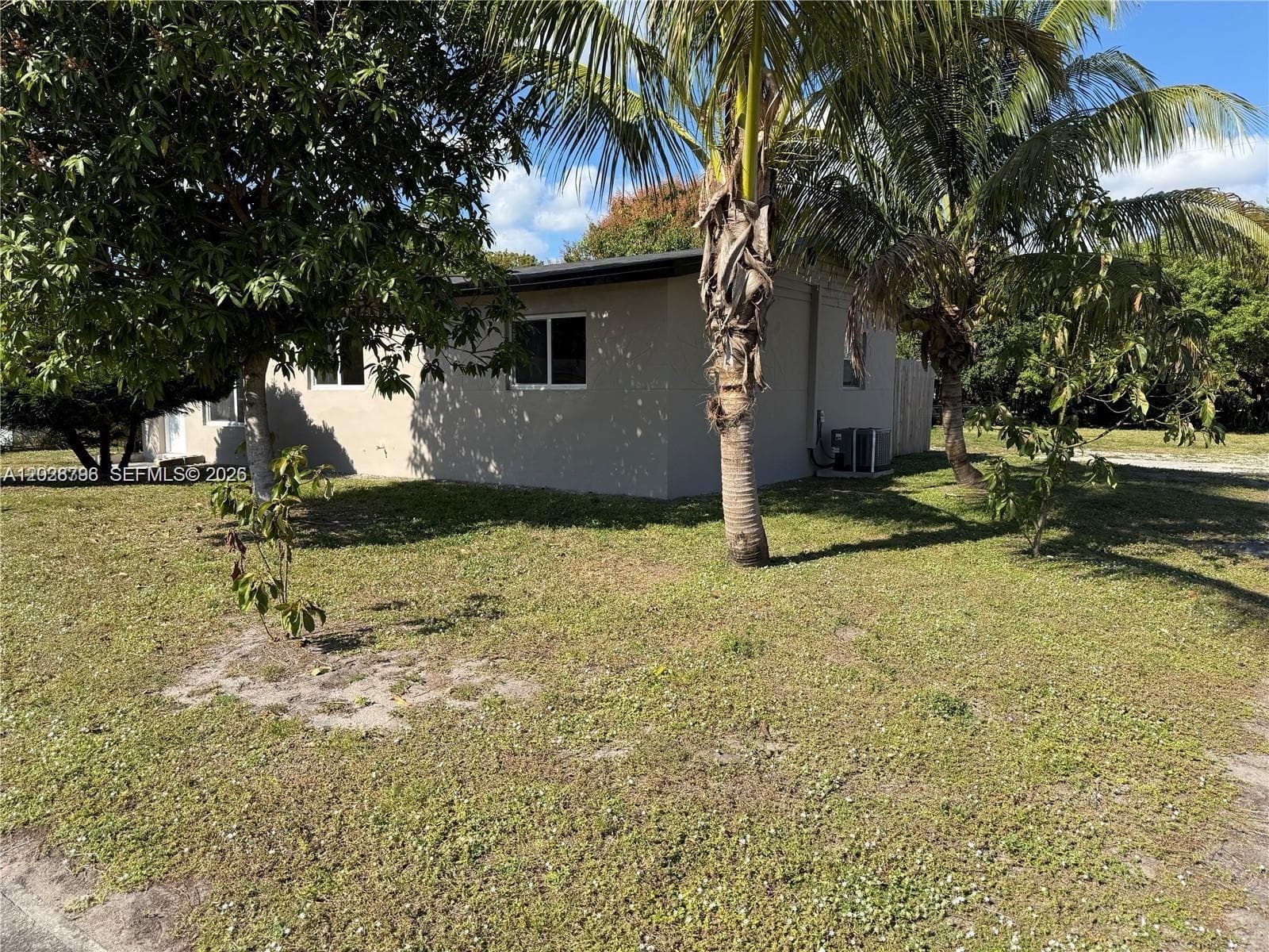 7821 NW 30th St, Davie, FL 33024 photo 4