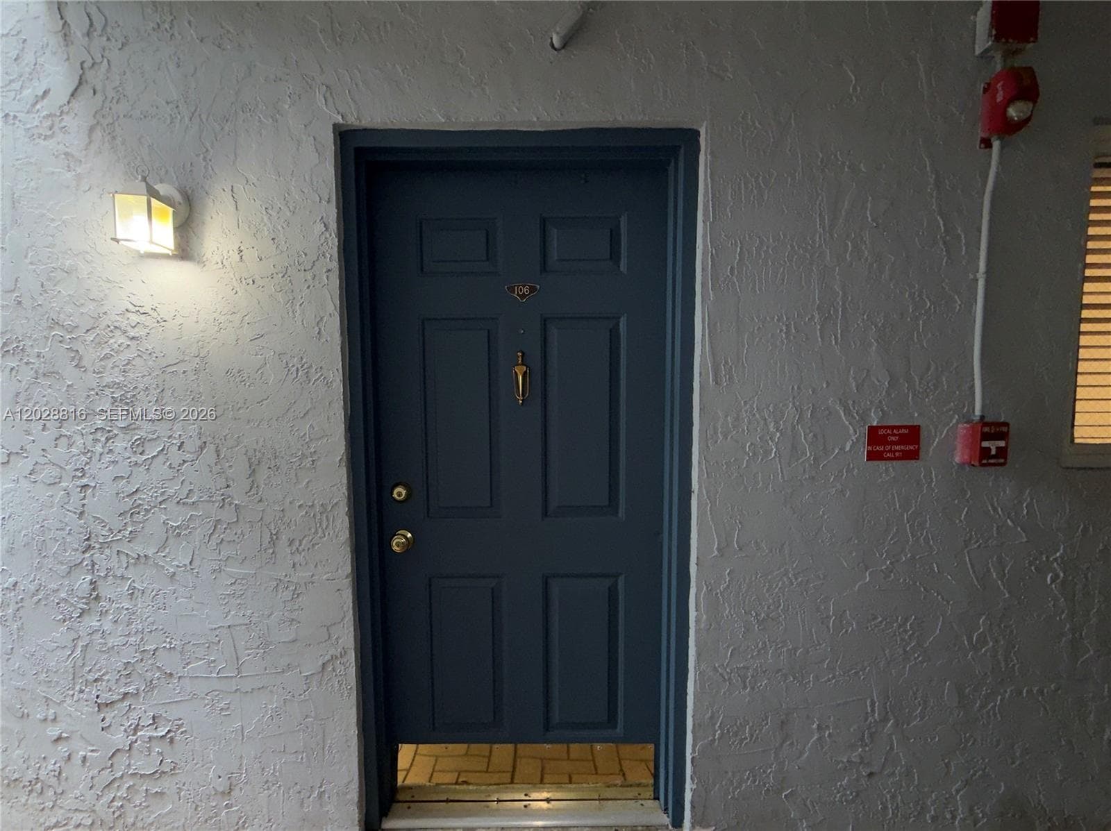 10441 Mahogany Key Cir # 106, Miami, FL 33196 photo 2