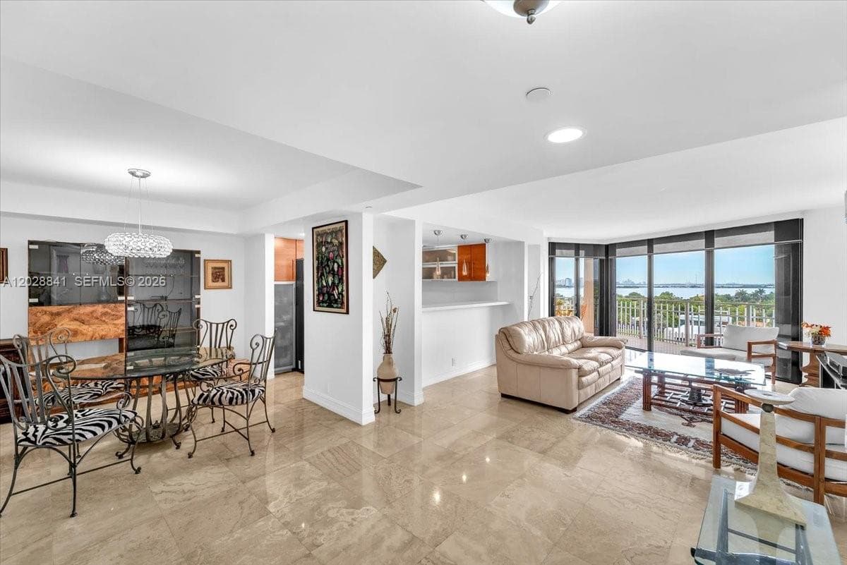 2000 Towerside Ter # 908, Miami, FL 33138 photo 5